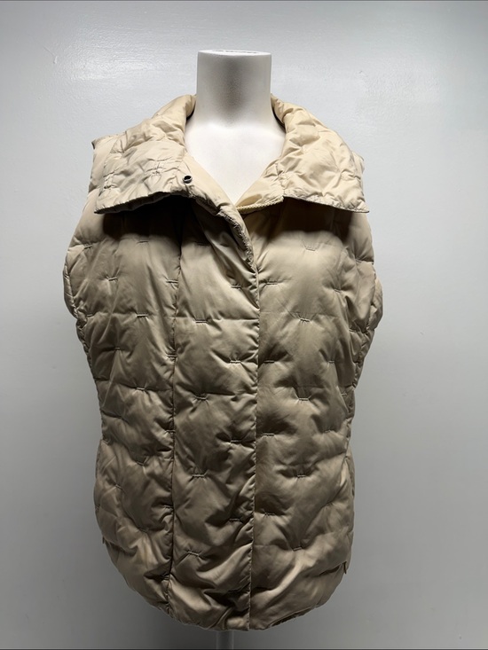 MaxMara Jackets & Blazers - Weekend MaxMara Vest Sleeveless Jacket Puffer Quilted Zip Snap Tan Beige Size 10